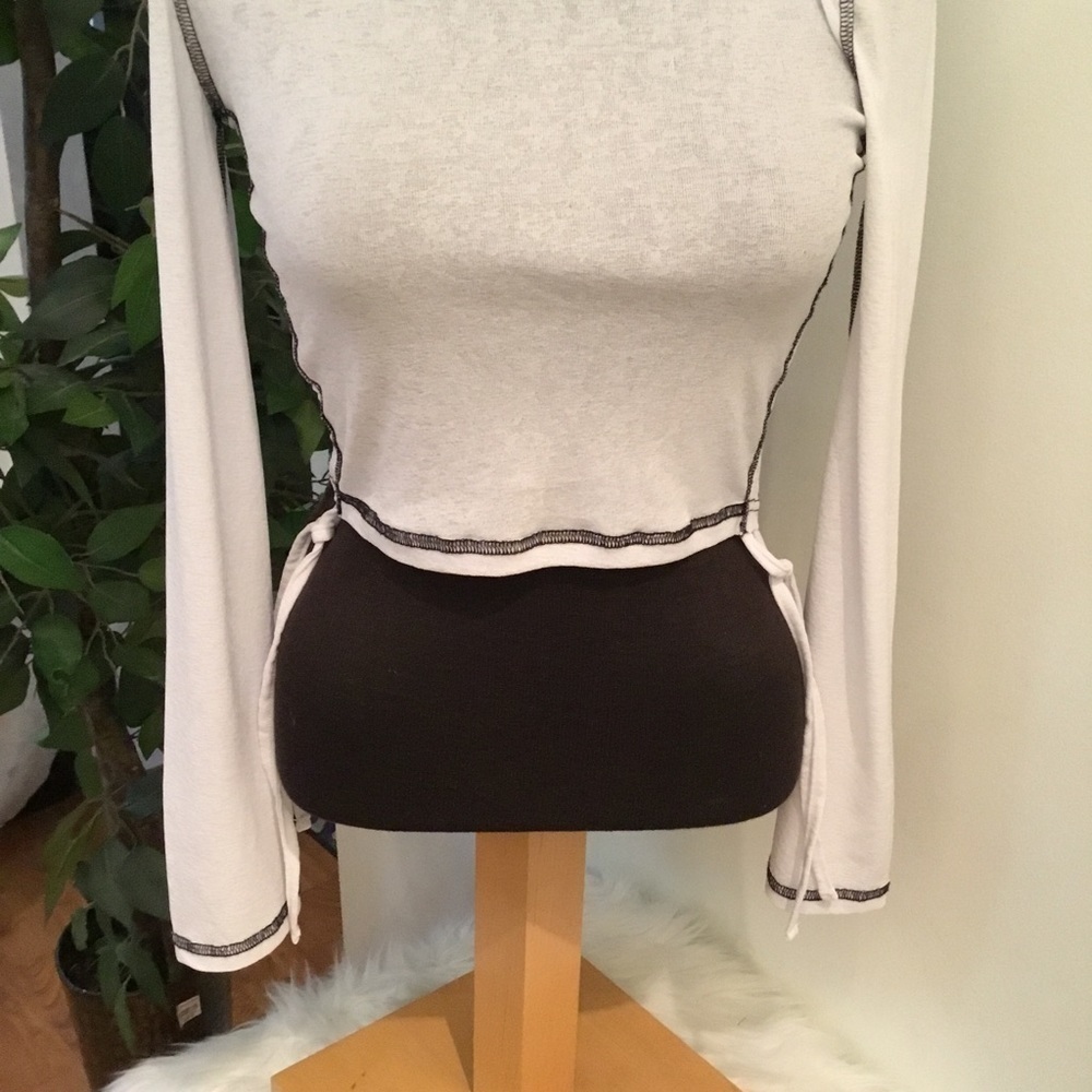Princess Polly Twiin Woman’s XS cropped semi sheer long bell sleeve top - Picture 3 of 11